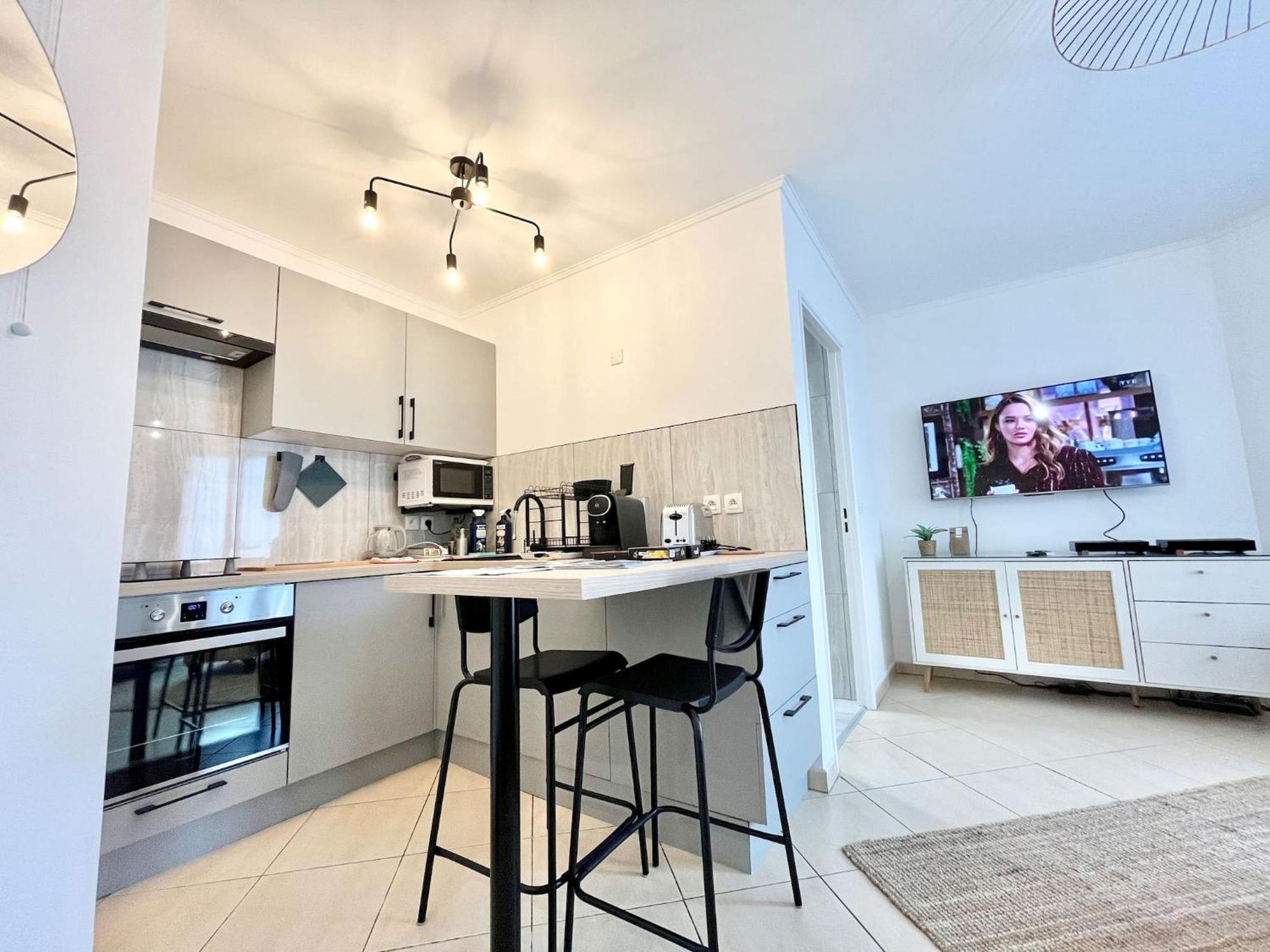 'La Villa Melanie' Neuf, Equipe, Terrasse, Centre ม็องตง ภายนอก รูปภาพ
